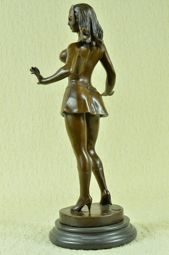 100% Solid Bronze Cat Woman Figurine Comic Marble Base Sculpture Home Decor