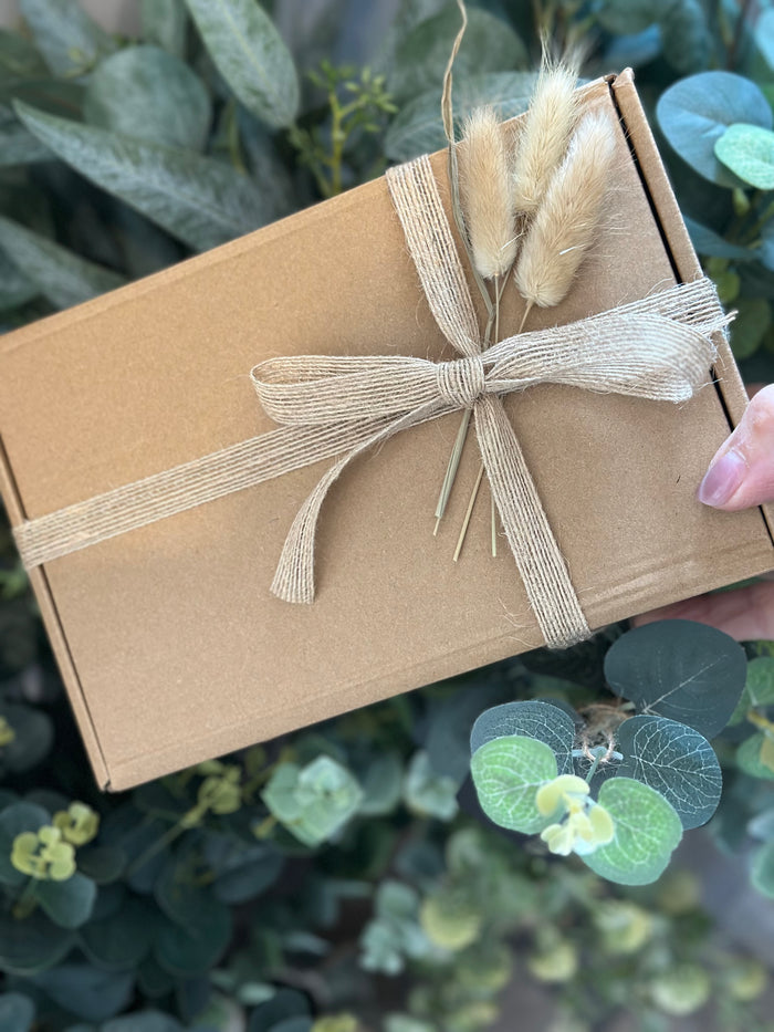 Good Friends Gift Box
