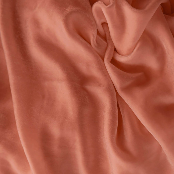 Divina Throws & Cushions