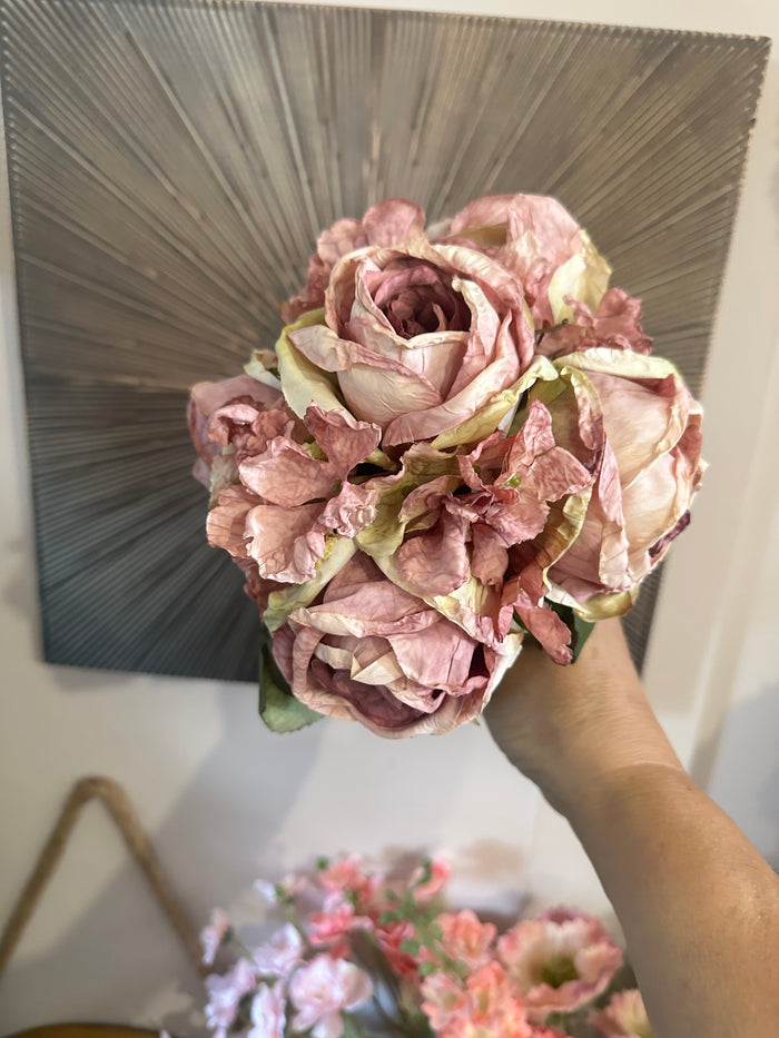Dried Touch Rose Handtie