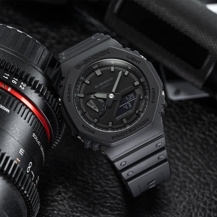 GA2100-1A1 all black Casio G-Shock Casi-Oak watch with octagonal bezel