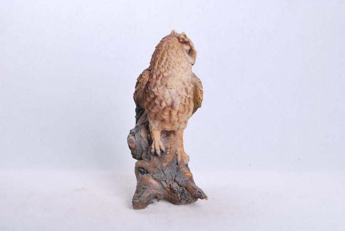 Great Horned Owl on Stump Statue HI-LINE GIFT LTD.