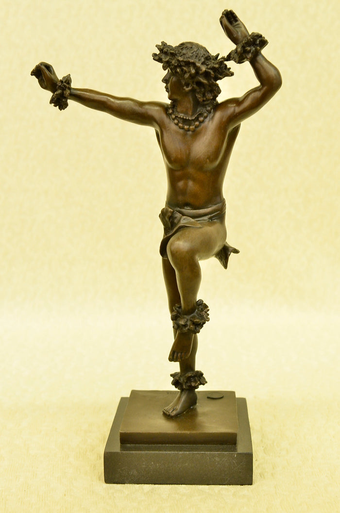 Hawaiian Man with Lei Dancing Waikiki Beach Hula Dancer Home Decor Hot Cast Gift