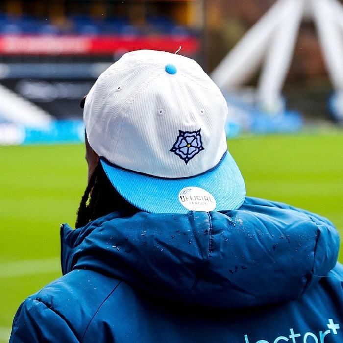 [ huddersfield town a.f.c. ] pride of yorkshire - Official League