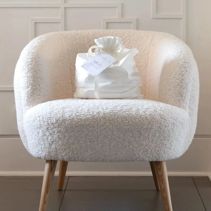 St Genève Nico Organic Cotton Percale Sheet Sets are delivered in a matching organic cotton cloth bag