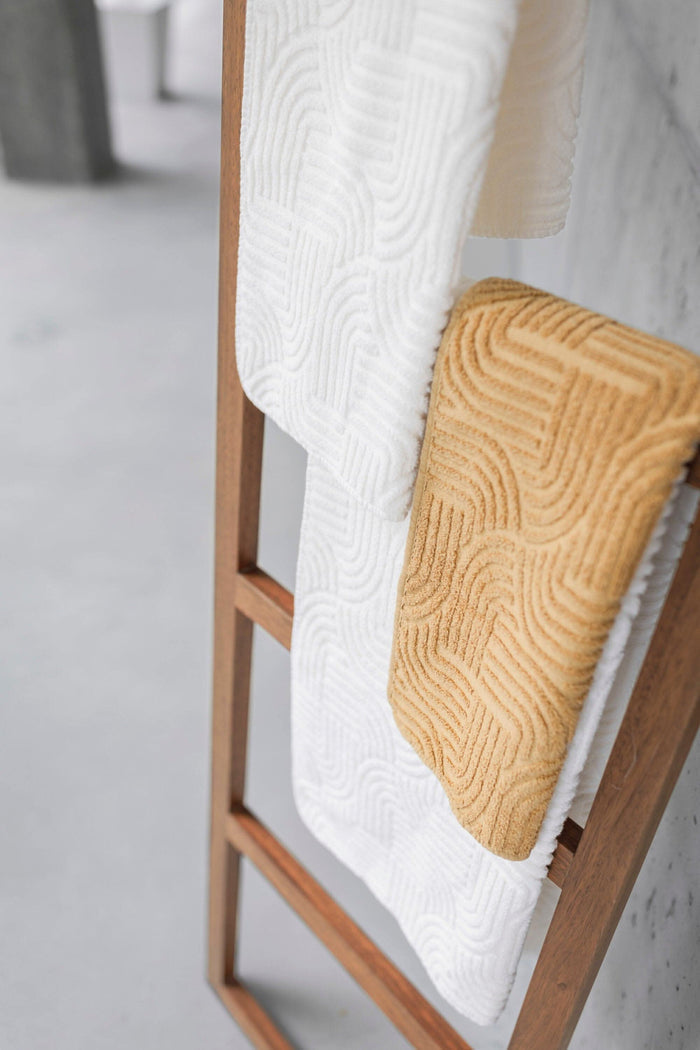 A&H Olly Towels in 103 Ivory & 840 Gold