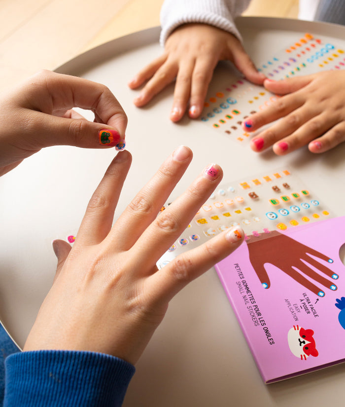 OMY Friends Nail Stickers