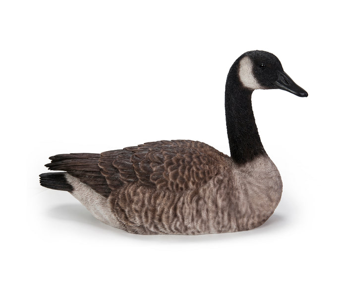 Sitting Canadian Goose Garden Statue HI-LINE GIFT LTD.